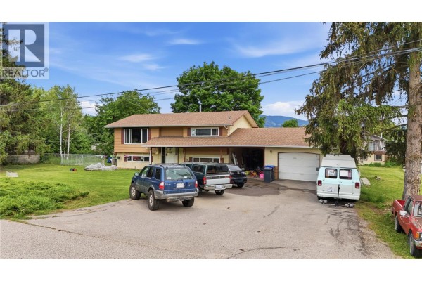 157-163 Cariboo Road, Kelowna, BC, photo 2