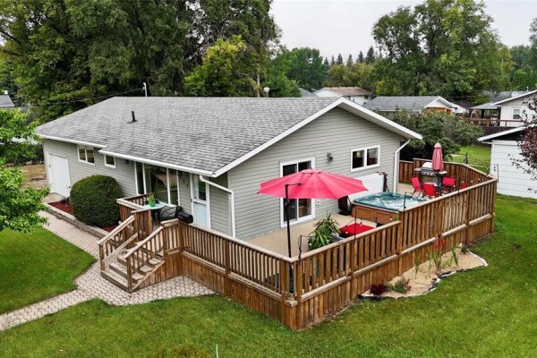 3pc Bathroom - 157 3rd Avenue Nw, Carman, MB R0G0J0 Photo 2