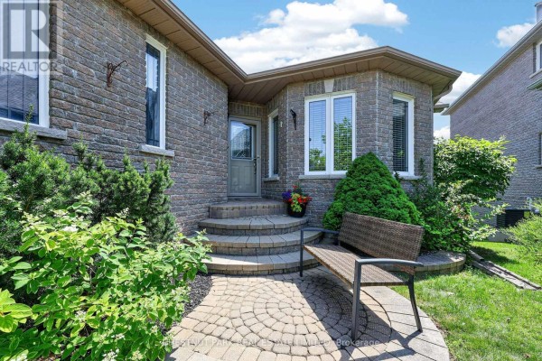 157 Birkhall Place, Barrie, ON, photo 2