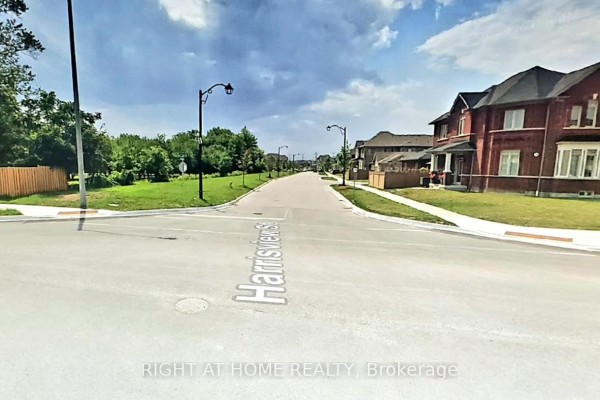 157 Harrisview Street W, Ajax, ON L1T0N9 Photo 2