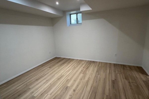157 Medland Street S, Toronto, ON M6P2N4 Photo 2