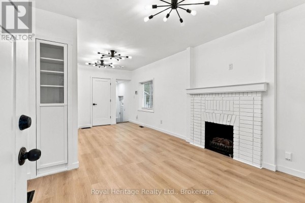 Utility room - 157 Water Street, Quinte West, ON K8V4M7 Photo 4