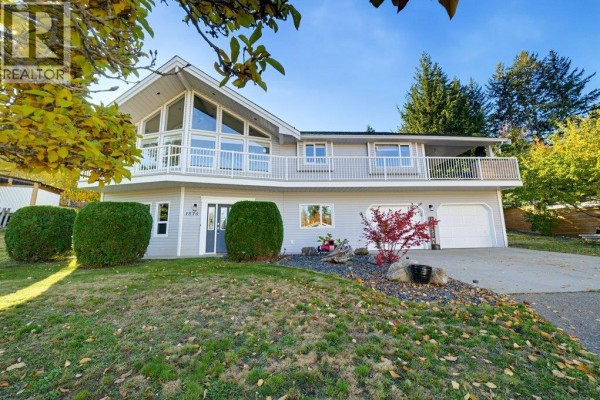Storage - 1570 16 Avenue Se, Salmon Arm, BC V1E2M7 Photo 2