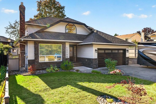 15728 90 Avenue, Surrey