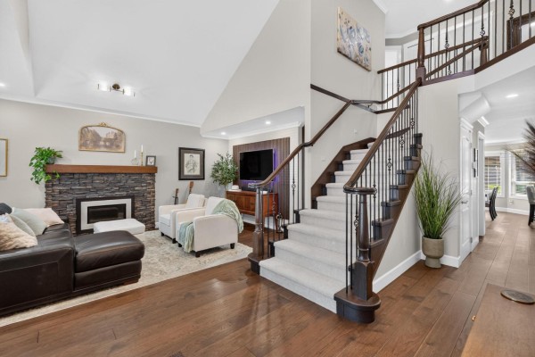 15728 90 Avenue, Surrey, BC V4N2Y6 Photo 4