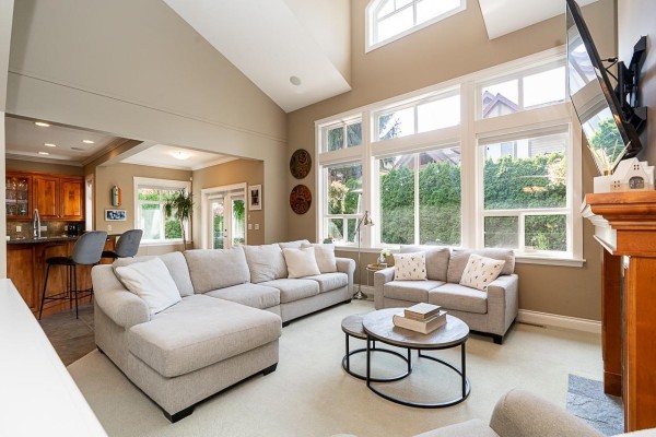 15730 34 Avenue, Surrey, BC V3Z3Y4 Photo 3