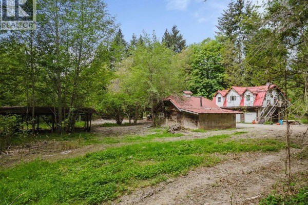 1575 Burton Road, Gibsons, BC V0N1V2 Photo 5