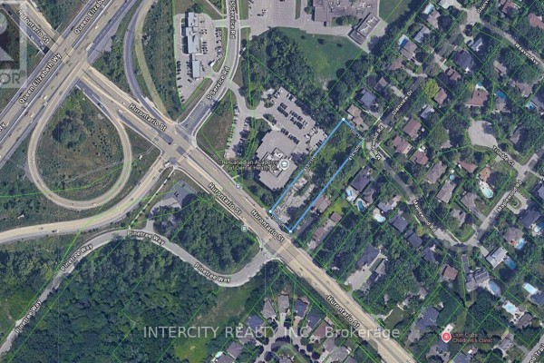 1575 Hurontario Street, Mississauga, ON L5G3H7 Photo 5