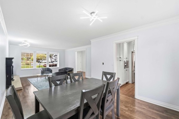 15751 98a Avenue, Surrey, BC V4N2V7 Photo 4