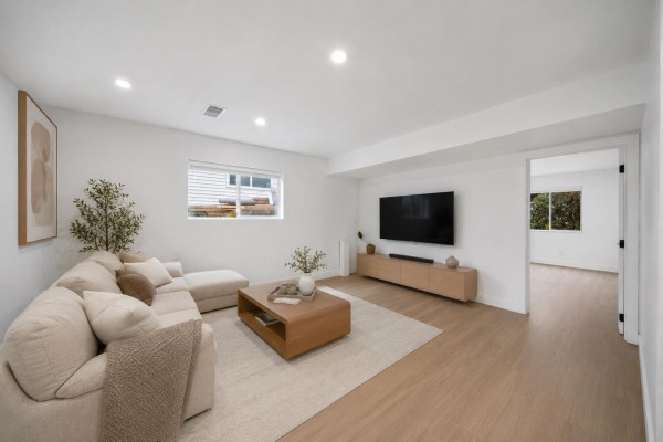 1576 161 Street, Surrey, BC V4A4X8 Photo 5