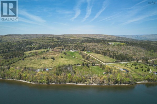 3pc Ensuite bath - 1576 West Lake Ainslie Road, West Lake Ainslie, NS B0E1N0 Photo 2