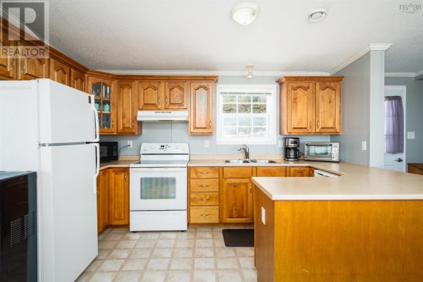Eat in kitchen - 1576 West Lake Ainslie Road, West Lake Ainslie, NS B0E1N0 Photo 5