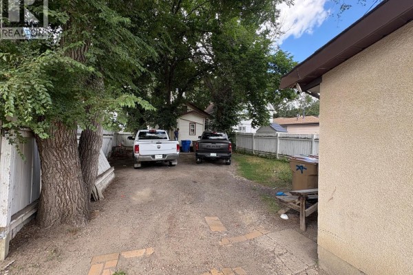 Bedroom - 1579 Athol Street, Regina, SK S4T3C9 Photo 3