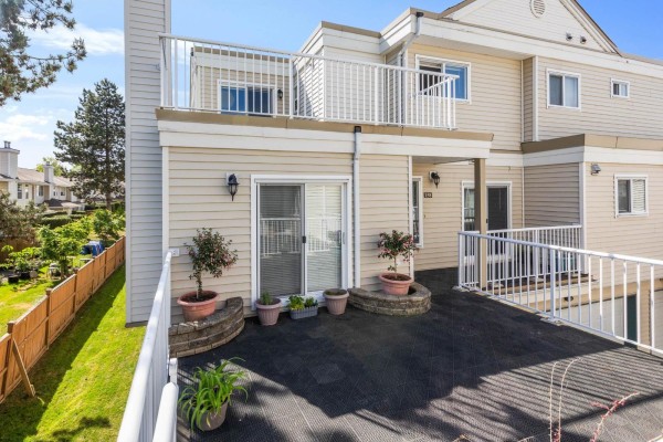 158 10077 156 Street, Surrey, BC V3R4L6 Photo 3