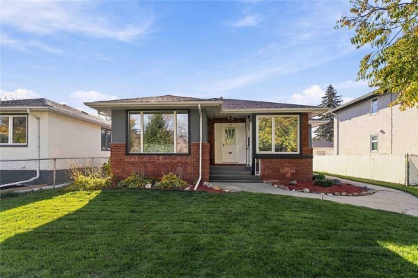 158 Anderson Avenue, Winnipeg