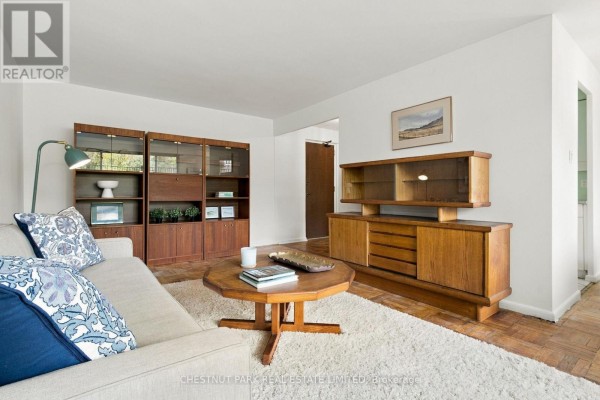Primary Bedroom - 158 Crescent Road, Toronto, ON M4W1V2 Photo 4