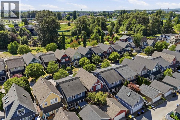 158 Dockside Court, New Westminster, BC V3M0B2 Photo 2