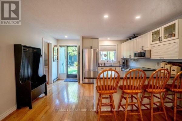 Primary Bedroom - 158 Escarpment Crescent, Collingwood, ON L9Y5B4 Photo 5