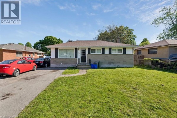 158 Laurentian Drive N, London, ON, photo 2
