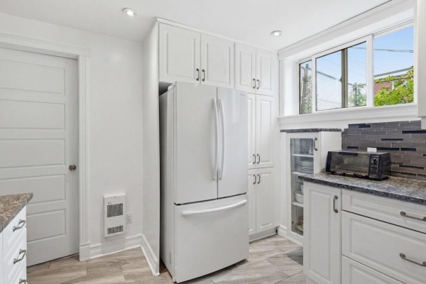 158 Rue Joffre, Gatineau, QC J8Y4N3 Photo 4