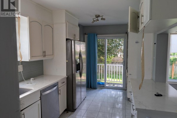 Bedroom 2 - 158 Summers Drive, Thorold, ON L2V5A1 Photo 5