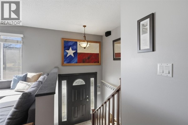 Bedroom - 1580 Happyvale Place, Kamloops, BC V2B7T9 Photo 5