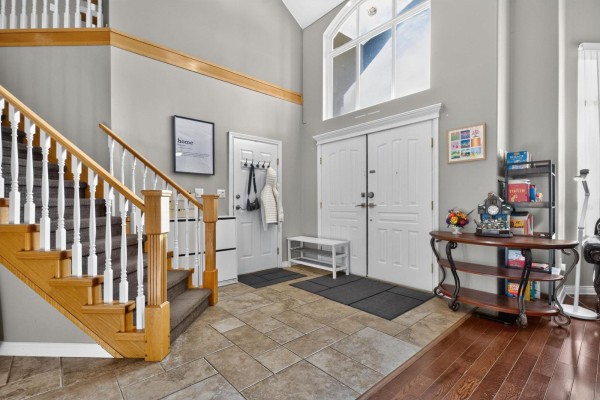 15805 111a Avenue, Surrey, BC V4N5B4 Photo 3