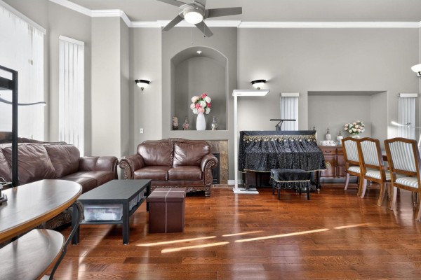 15805 111a Avenue, Surrey, BC V4N5B4 Photo 5