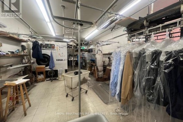 1581 Ellesmere Road, Toronto, ON M1P2Y3 Photo 5