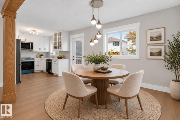 Kitchen - 15826 67b St Nw, Edmonton, AB T5Z3A8 Photo 3
