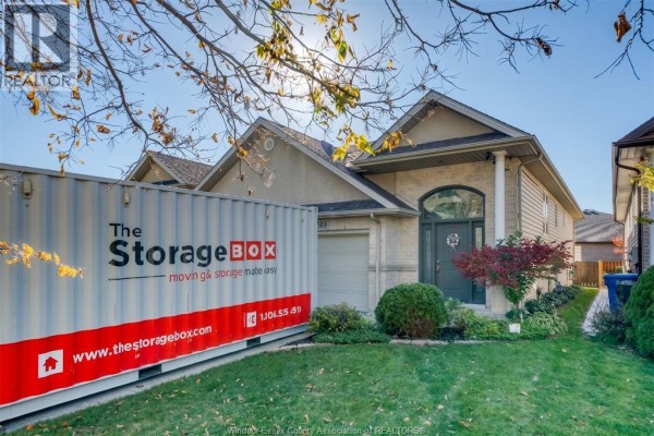 1583 Chateau Avenue, Windsor