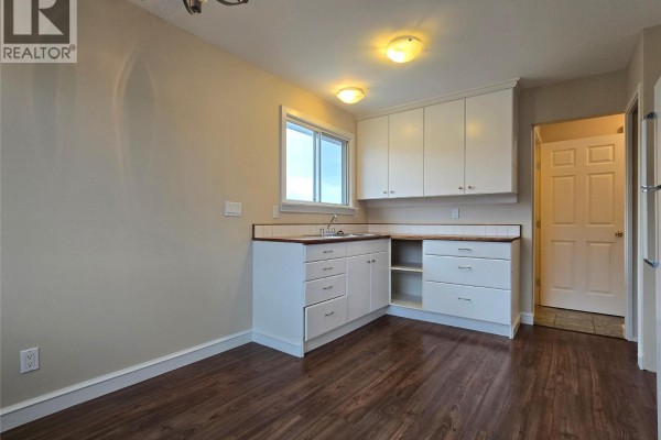 Laundry room - 1584 Stage Road, Cache Creek, BC V0K1H0 Photo 5