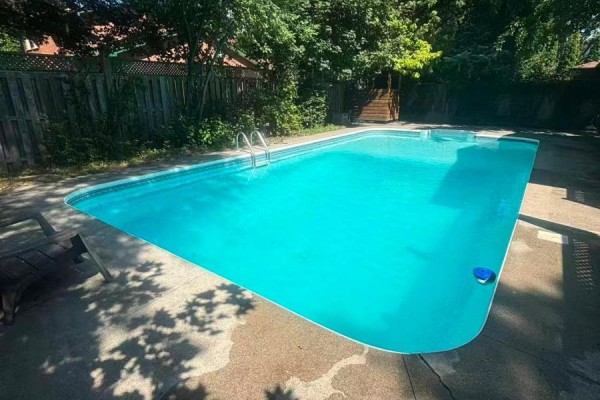 Media - 1585 Crombie Road, Mississauga, ON L5J4J1 Photo 2