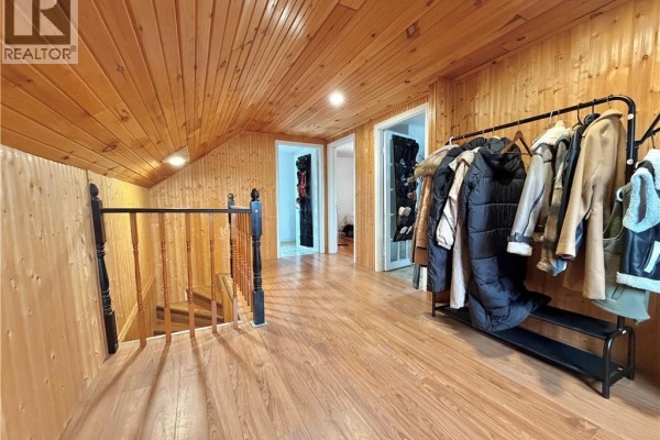 Bath (# pieces 1-6) - 1585 Robertville, Robertville, NB E8K2T5 Photo 5