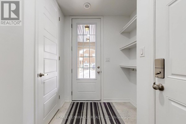 Primary Bedroom - 1587 Moira Crescent, Milton, ON L9E1X8 Photo 4