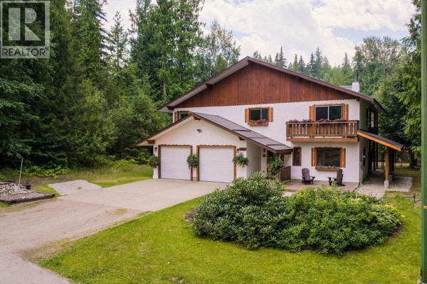 Bedroom - 1587 Pratico Road, Revelstoke, BC V0E2S1 Photo 3
