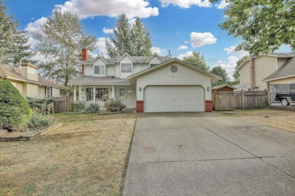15870 95 Avenue, Surrey, BC V4N3B9 Photo 2