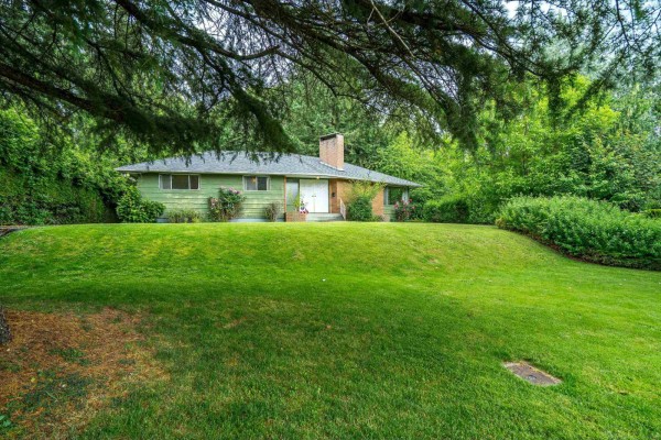 15875 101a Avenue, Surrey, BC V4N2N6 Photo 5
