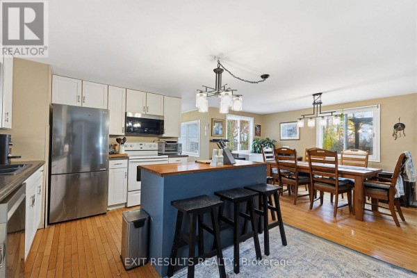 Kitchen - 159 - 5620 Rockdale Road, Ottawa, ON K0A3H0 Photo 4