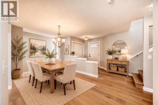 Dining room - 159 Citadel Peak Circle Nw, Calgary, AB T3G4H7 Photo 3