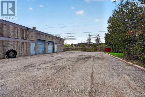 159 Colonnade Road, Ottawa, ON K2E7J4 Photo 4