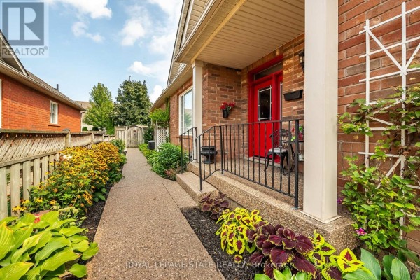 159 Thoroughbred Boulevard, Hamilton, ON, photo 2
