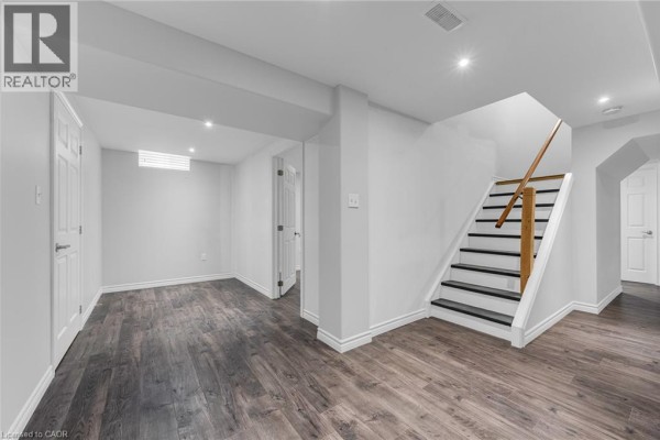 3pc Bathroom - 159 Valera Drive Unit# Lower, Stoney Creek, ON L8E4T1 Photo 3