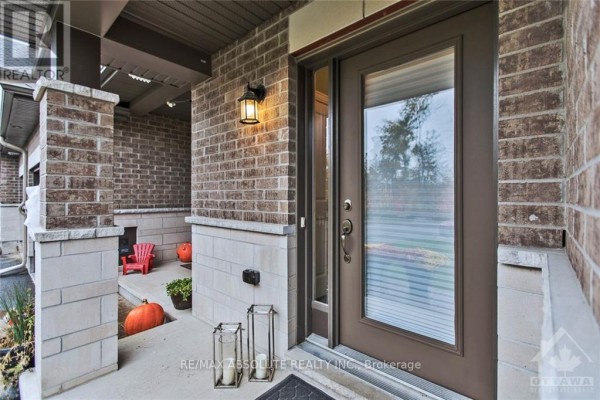 Living room - 159 Woodhurst Crescent, Ottawa, ON K2S0T4 Photo 2