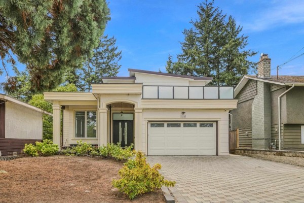 15918 Roper Avenue, White Rock