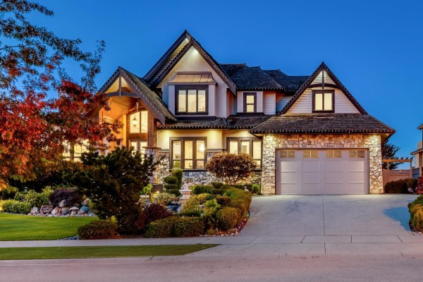 15949 39a Avenue, Surrey
