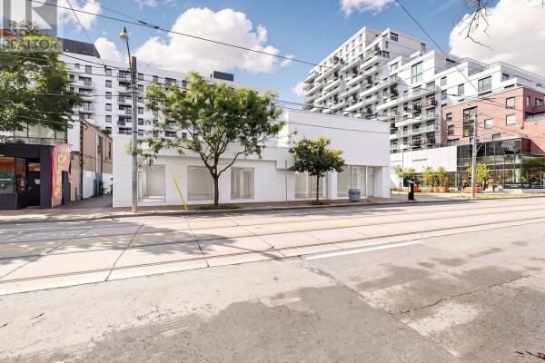 1597 Queen Street E, Toronto, ON M4L1E5 Photo 4