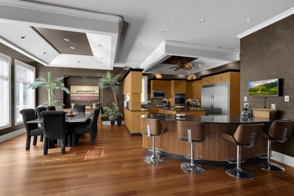 15972 37 Avenue, Surrey, BC V3Z0P1 Photo 5