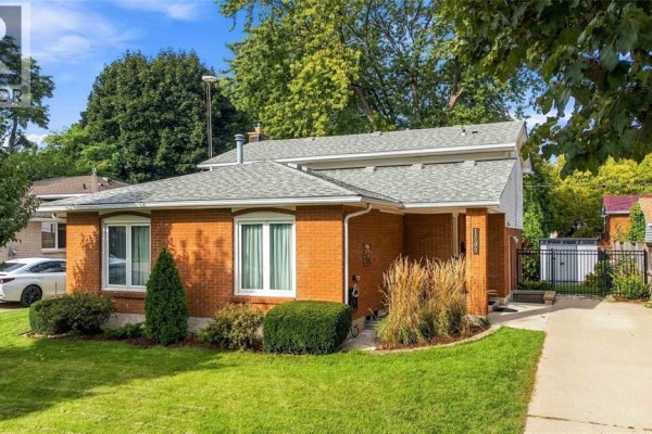 1599 Coventry Court, Sarnia