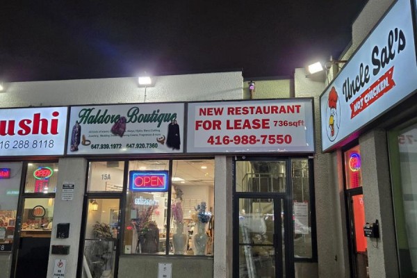15b - 1960 Lawrence Avenue E, Toronto, ON M1R2Z1 Photo 2